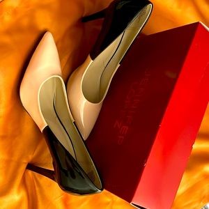 Jennifer Lopez size 10 heels that are pale pink and black-only wore once inside